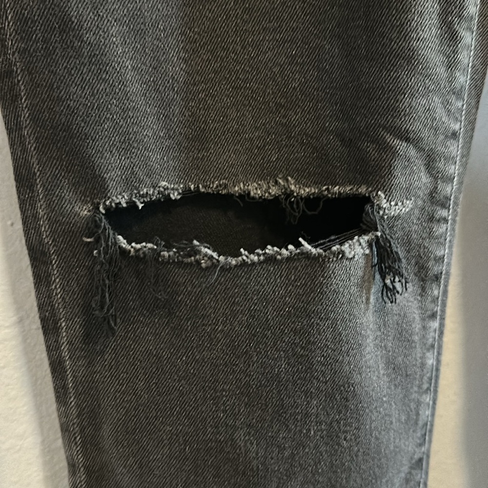 NWT The Girljean in Adolpha Wash: Ripped Knee Edition - Picture 4 of 6